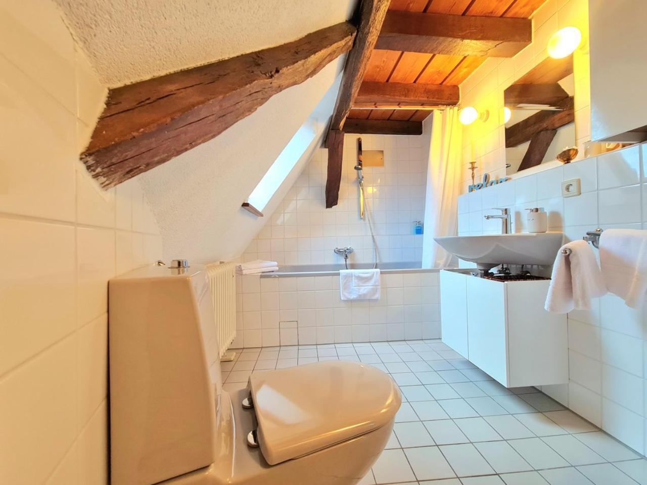 Avahome: Haus Fuer 16, Wlan, Parkplaetze, Netflix, Nespresso Kandel Zimmer foto