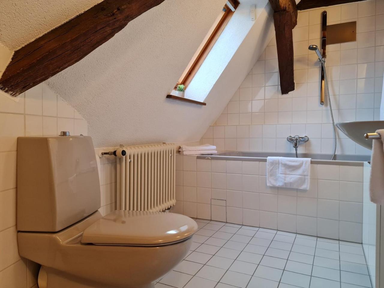 Avahome: Haus Fuer 16, Wlan, Parkplaetze, Netflix, Nespresso Kandel Zimmer foto